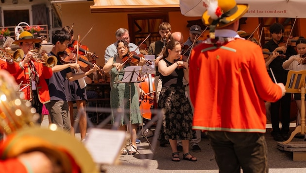 Musik verbindet abseits von Sprache und Herkunft: Beim AlpenKammerMusik- Festival werden ...