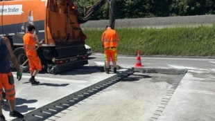 Ein Schaden auf der A1 Westautobahn nördlich von Salzburg sorgte am Donnerstag für einen ...