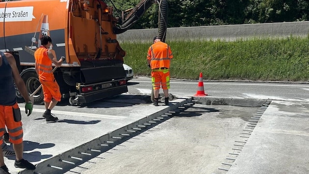 Ein Schaden auf der A1 Westautobahn nördlich von Salzburg sorgte am Donnerstag für einen ...