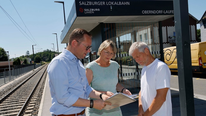 Anrainer und Bürgermeister stellen sich in Oberndorf gegen das geplante Dauerläuten.