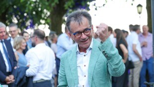 Ärzte-Sommerfest am Pöstlingberg mit viel Begegnungen: Nach 25 Jahren gibt PEter Niedermoser ...