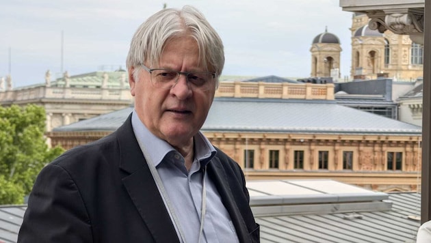 Stefan Schennach, Präsident der österreichisch-algerischen Gesellschaft.