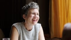 Kühl und sachlich auf dem Experimentierfeld Sprache: Magdalena Schrefel aus Korneuburg mit ihrer ...