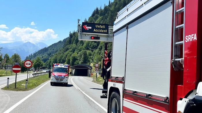 Unfall im Schmittentunnel in Zell am See