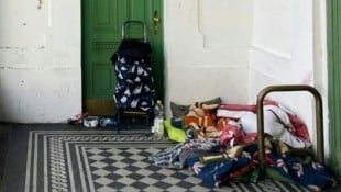 In U-Bahn-Stationen suchen Obdachlose Schutz vor der Hitze.