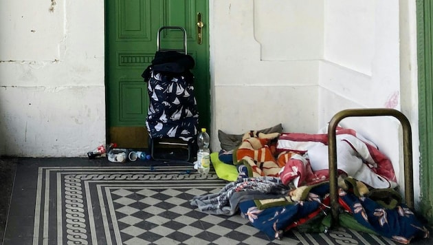 In U-Bahn-Stationen suchen Obdachlose Schutz vor der Hitze.