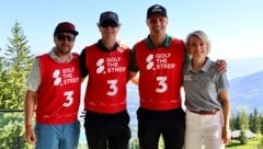 Der in Westendorf lebende britische Snowboard-Olympiasieger Huw Nightingale (Zweiter von links) ...