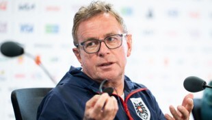 ÖFB-Teamchef Ralf Rangnick will vor dem entscheidenden WM-Match gegen Algerien nichts von ...