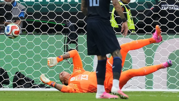 Fernando Muslera machte beim 0:1 gegen Spanien keine gute Figur.