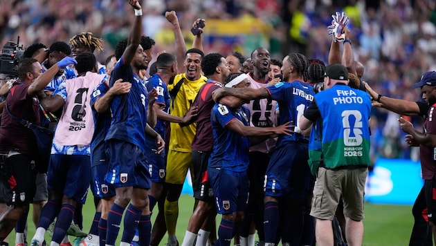 Cape Verde is through to the Round of 32!