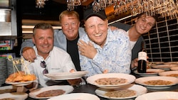Gastgeber in München: Christof Widakovich, Franz Grossauer, Johann Lafer und Restaurantchef ...