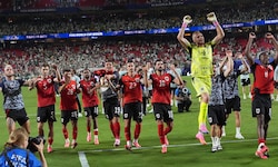 Ein unglaubliches Spiel, das unglaublichen Jubel hervorrief: Österreich steht im ...