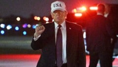 US-Präsident Donald Trump hat damit gedroht, „die erfolgreiche Arbeit“ im Iran militärisch zu ...