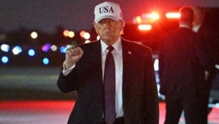 US-Präsident Donald Trump hat damit gedroht, „die erfolgreiche Arbeit“ im Iran militärisch zu ...