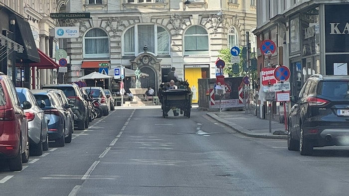 Ein letzter Fiaker ruckelt durch die Stadt – dann hitzefrei.