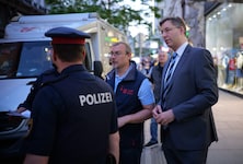Zum vierten Mal wurden in der City Chaoten aussortiert.