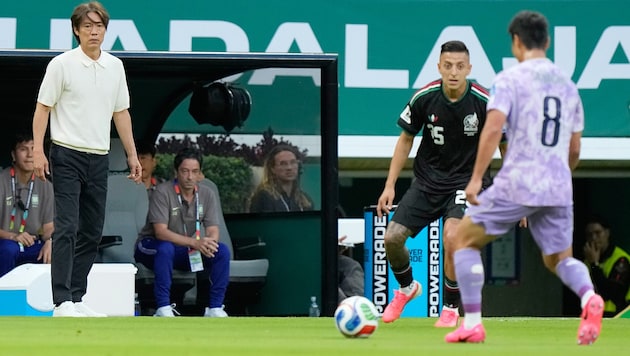 Myung-bo Hong (li.) ist nicht mehr länger Teamchef Südkoreas