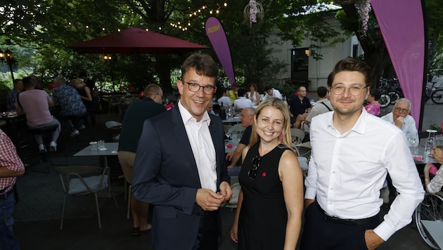 Spitzenkandidat Philipp Pointner, die zweite Neos-Gemeinderätin Verena Garber und Landessprecher ...