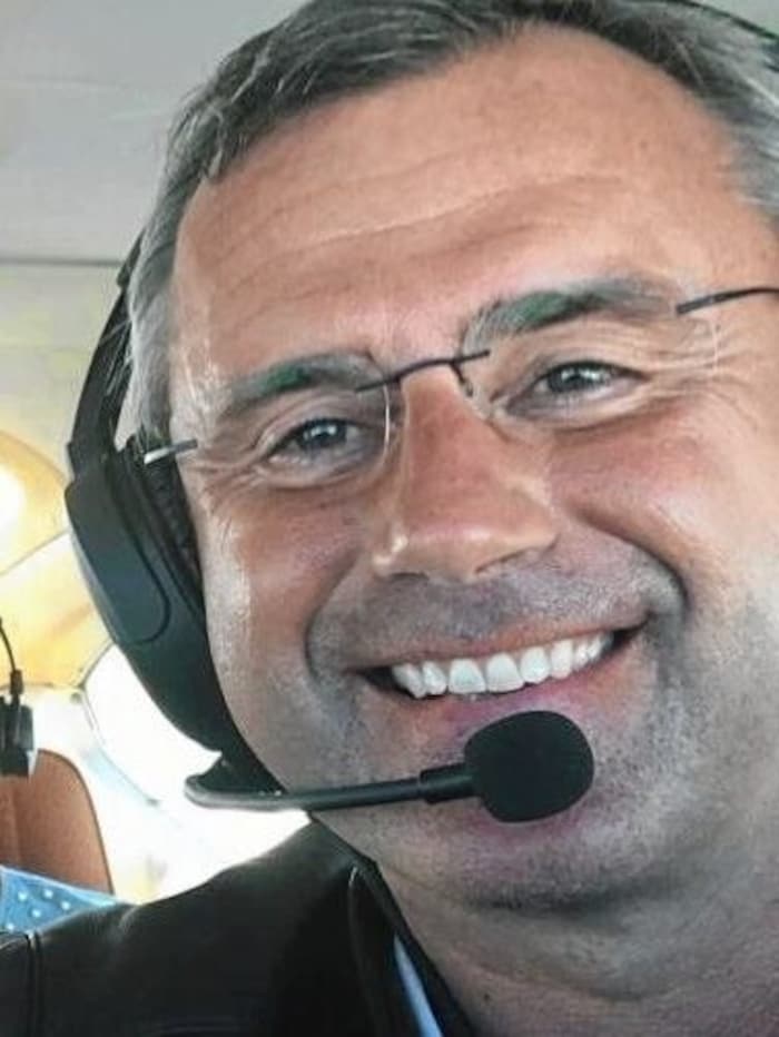 Auf dem Boden der Tatsachen: Hofer darf vorerst nicht mehr abheben.