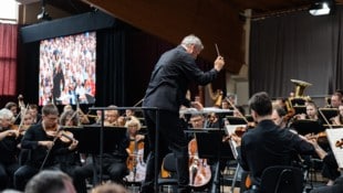 Markus Poschner und das Bruckner Orchester Linz in Steinbach/Attersee