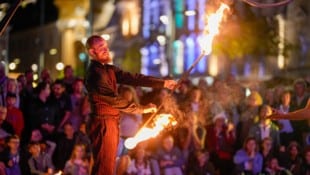 Am 10. Juli geht’s bei der 40-Jahr-Feier in St. Pölten heiß her – unter anderem mit Feuershows ...