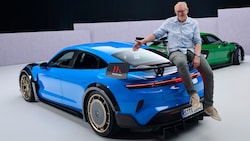 Der Manthey-Flügel ist verstellbar. In Track-Stellung verdeckt er die dritte Bremsleuchte und ...