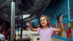 Die hohen Temperaturen machen Klassenzimmer zu Saunas.