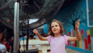 Die hohen Temperaturen machen Klassenzimmer zu Saunas.