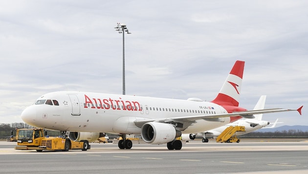Ein Airbus A320 im Auftrag der Austrian Airlines musste vergangenes Wochenende am Flughafen in ...