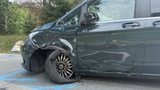 Beide Fahrzeuge wurden schwer beschädigt.