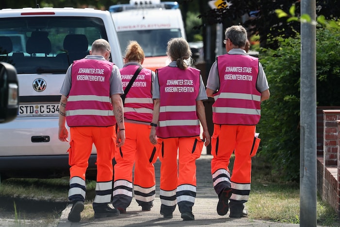 Auch Kriseninterventionsteams sind im Einsatz.