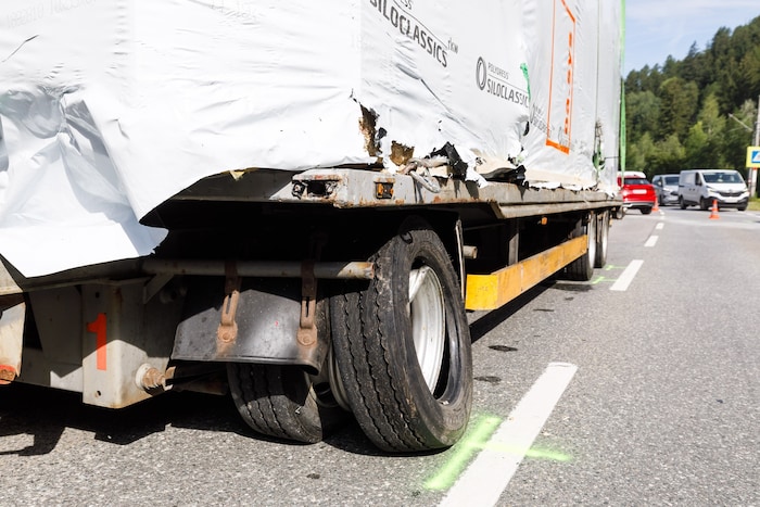 Auch der Lkw war nicht mehr fahrtauglich.