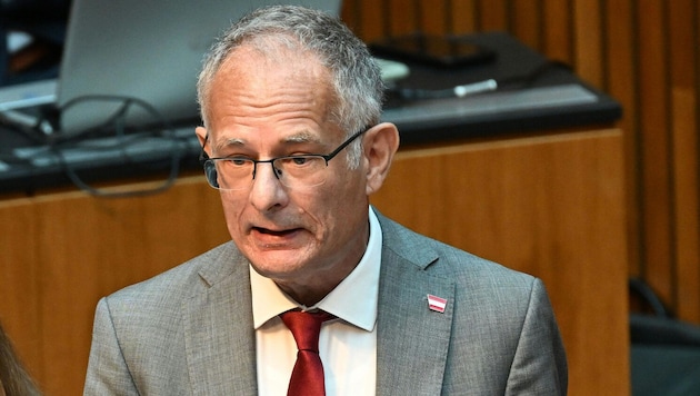 Bei Finanzminister Marterbauer liefen in Sachen Budget alle Fäden zusammen.