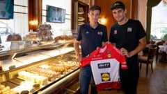 Süßes gibt’s für Konrad, Wafler (v. li.) &amp; Co. erst nach der Tour