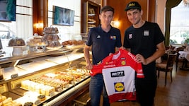 Süßes gibt’s für Konrad, Wafler (v. li.) &amp; Co. erst nach der Tour
