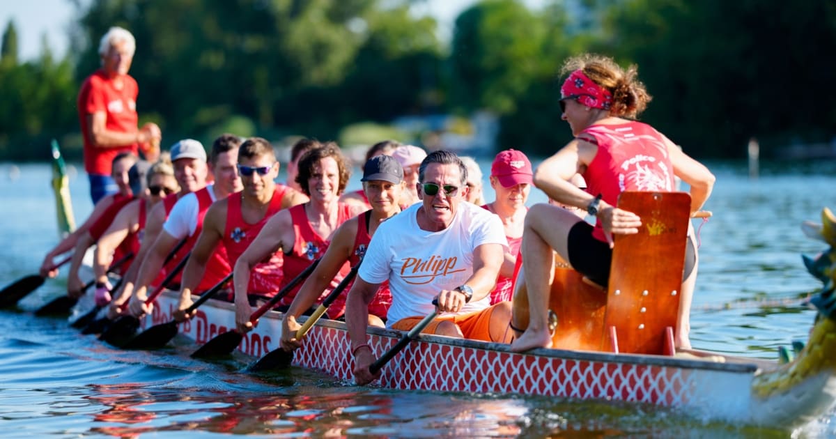 Drachenbootfahren: Tradition und Teamdynamik im Fokus