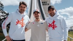 Nordisch-Chef Liegl (l.) und Material-Chef Balthasar Schneider (r.) begrüßen Ex-Weltmeister ...