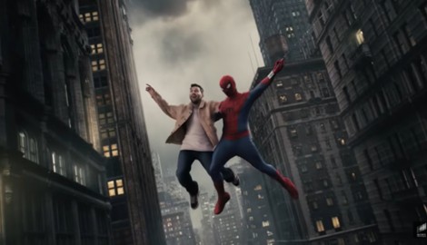 Lionel Messi mit Spiderman