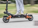 Der 14-Jährige war mit einem E-Scooter unterwegs, als es zu dem folgenschweren Zusammenstoß mit ...