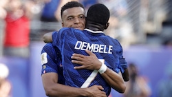 Kylian Mbappe zeigt sich bei der WM in absoluter Topform! 