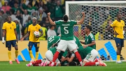 Mexikos Nationalmannschaft jubelt im Aztekenstadion.