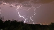 Gewitter sind im Anmarsch (Symbolbild).