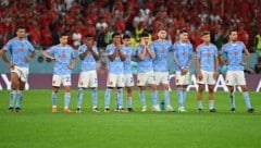 Enttäuschte Gesichter von spanischen Fußballern (hier im WM-Achtelfinale gegen Marokko 2022) – ...