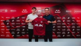 Bartosz Mazurek (li.) mit Sportchef Marcus Mann