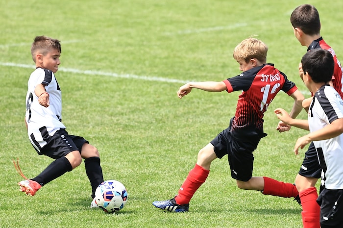 Die jungen Kicker gaben ordentlich Gas.