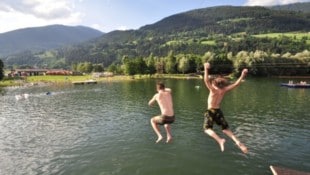 Nach dem Besuch in einem Badesee klagten mehrere über Hautauschläge. 