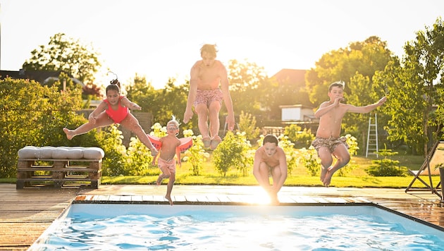 Ein früherer Beginn und vielleicht auch noch verlängerte Sommerferien – den Schülern würde das ...