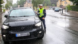 Polizist Andre Payrich kontrolliert in seinem Streifendienst Autos mit Touristen. Alle hatten ...