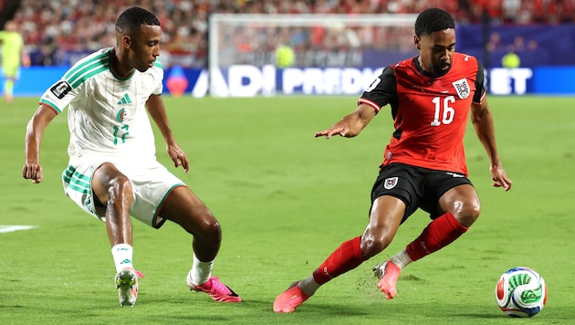 Phillipp Mwene (rechts) fällt gegen Spanien aus.
