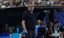 Ralf Rangnick äußert sich zum Ausfall von Phillipp Mwene.